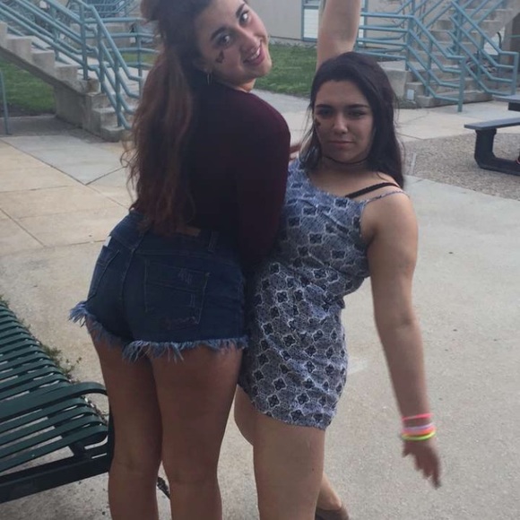 romper - Picture 2 of 2